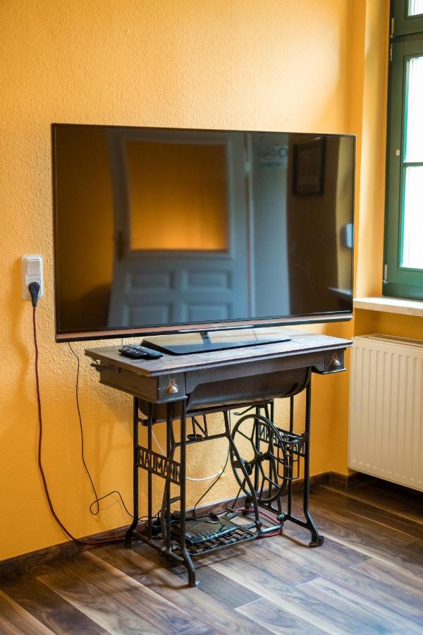 "Ferienwohnung Am Schloss" - Ferienwohnung Mit Blick Auf Das Barbyer Schloss, 5 Gehminuten Bis Zur Elbe Eksteriør billede