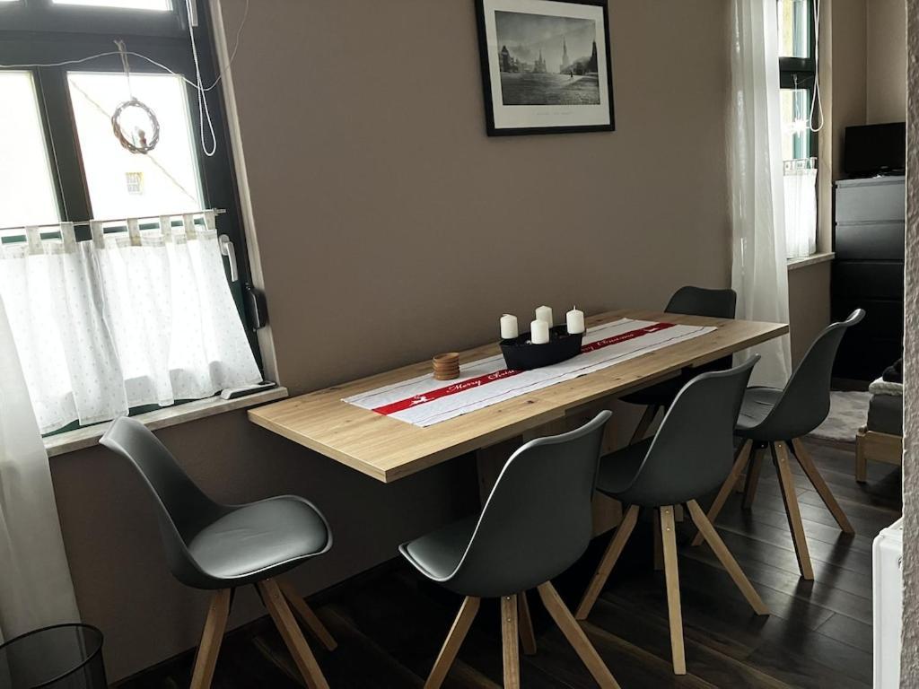 "Ferienwohnung Am Schloss" - Ferienwohnung Mit Blick Auf Das Barbyer Schloss, 5 Gehminuten Bis Zur Elbe Eksteriør billede