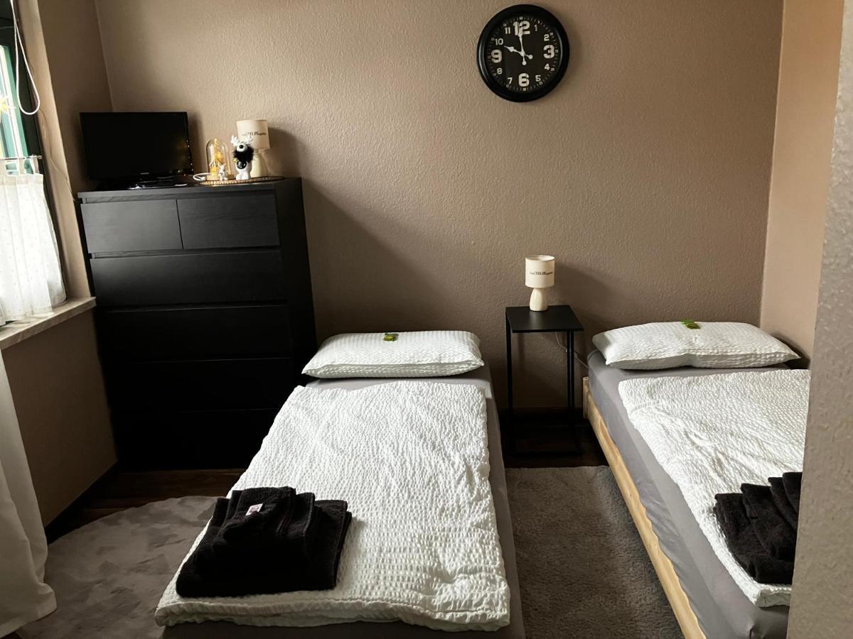 "Ferienwohnung Am Schloss" - Ferienwohnung Mit Blick Auf Das Barbyer Schloss, 5 Gehminuten Bis Zur Elbe Eksteriør billede